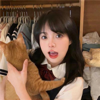 茜色如烧